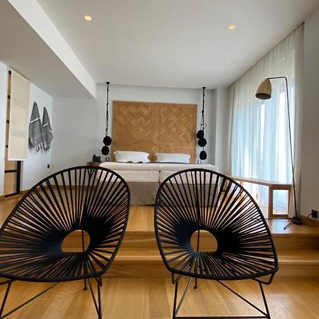 Sunday Boutique Hotel Nea Styra Exterior foto