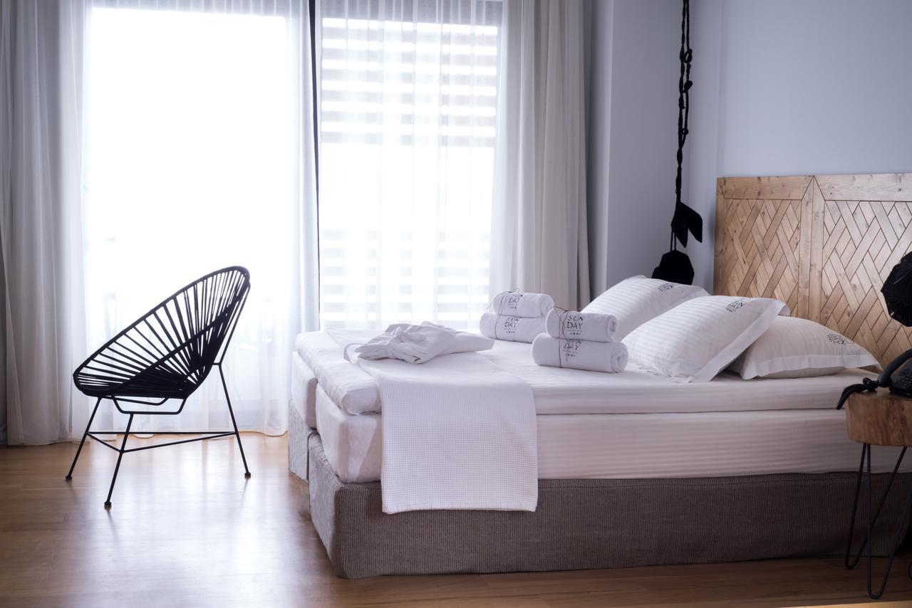 Sunday Boutique Hotel Nea Styra Exterior foto