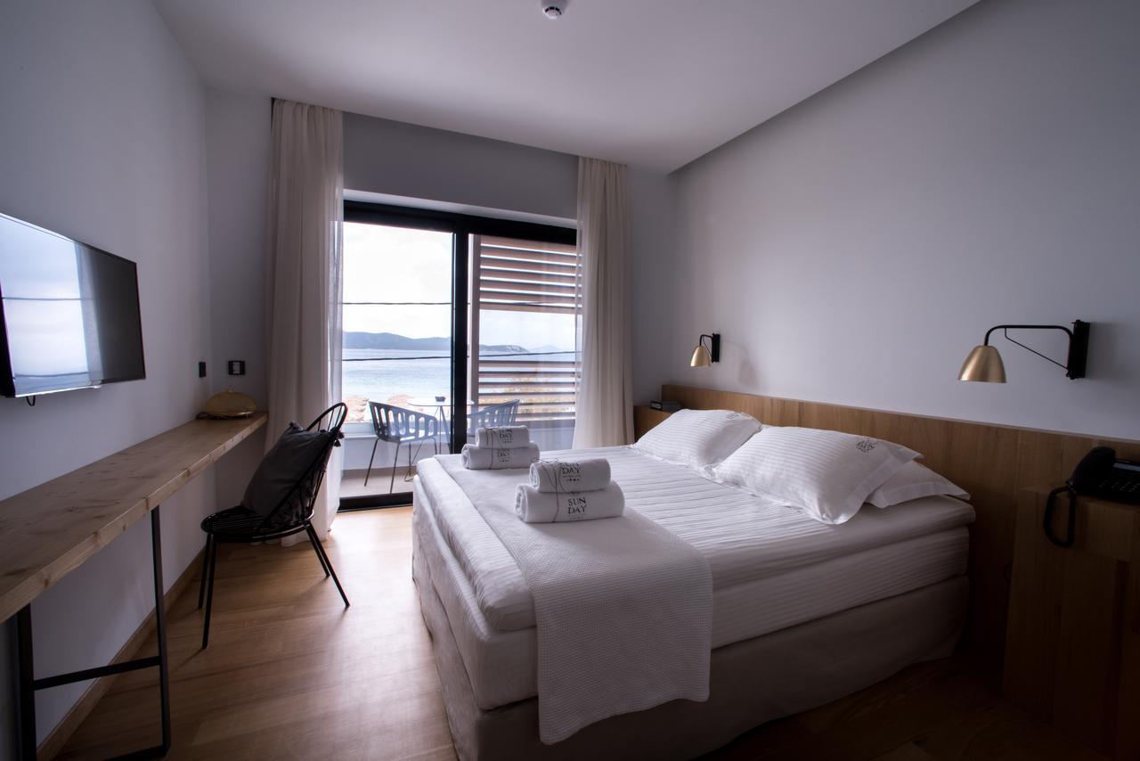 Sunday Boutique Hotel Nea Styra Exterior foto